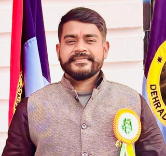 Manish Sir - English Teacher